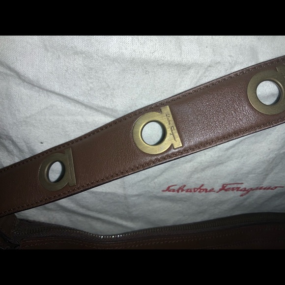 Salvatore Ferragamo shoulder bag - Picture 5 of 6